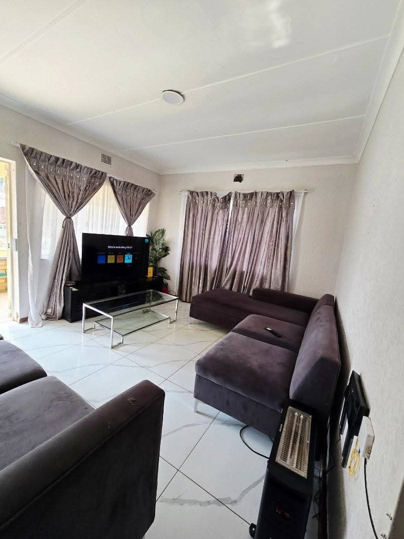 3 Bedroom Property for Sale in Collerville North West